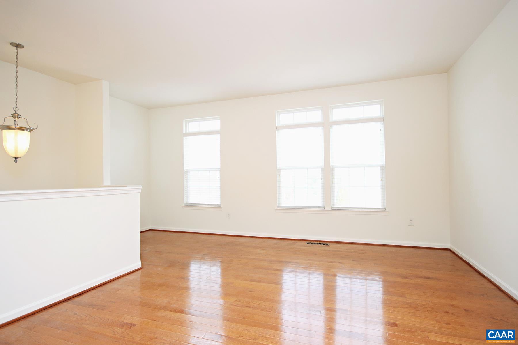 PAVILIONS AT PANTOPS - Residential Lease