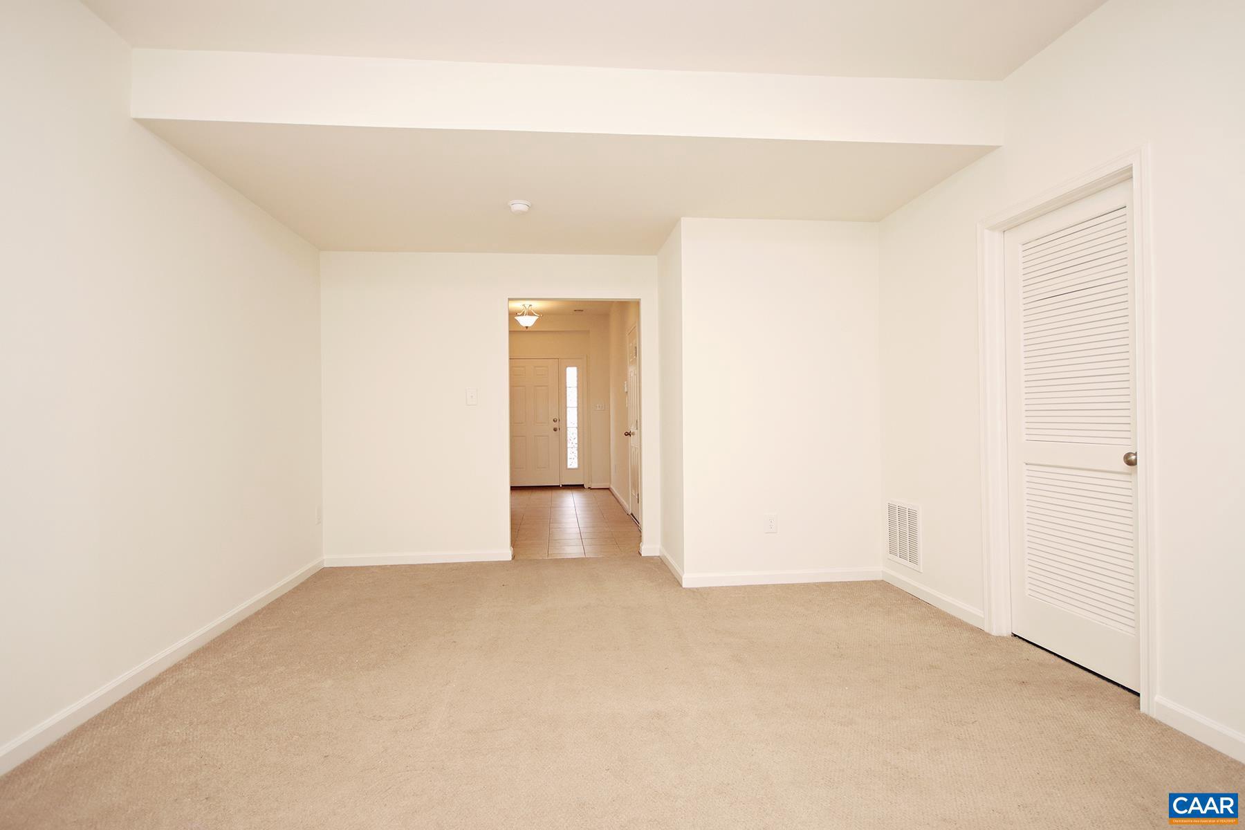 PAVILIONS AT PANTOPS - Residential Lease