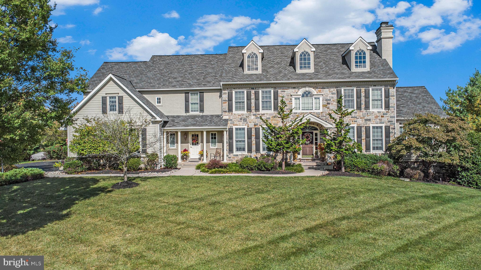 876 ASHBOURNE WAY
