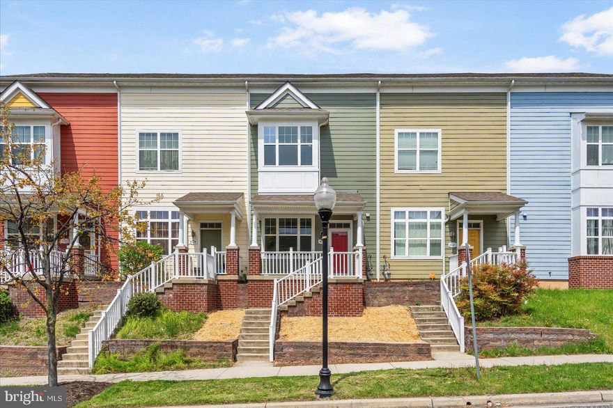 Fully renovated home in one of the newer built neighborhoods in the city, Orchard Ridge. New kitchen with stainless appliances and quartz countertops. Custom tile in bathroom. Laundry room on second level for convenience. New flooring and lighting throughout. Ready to make your new home!