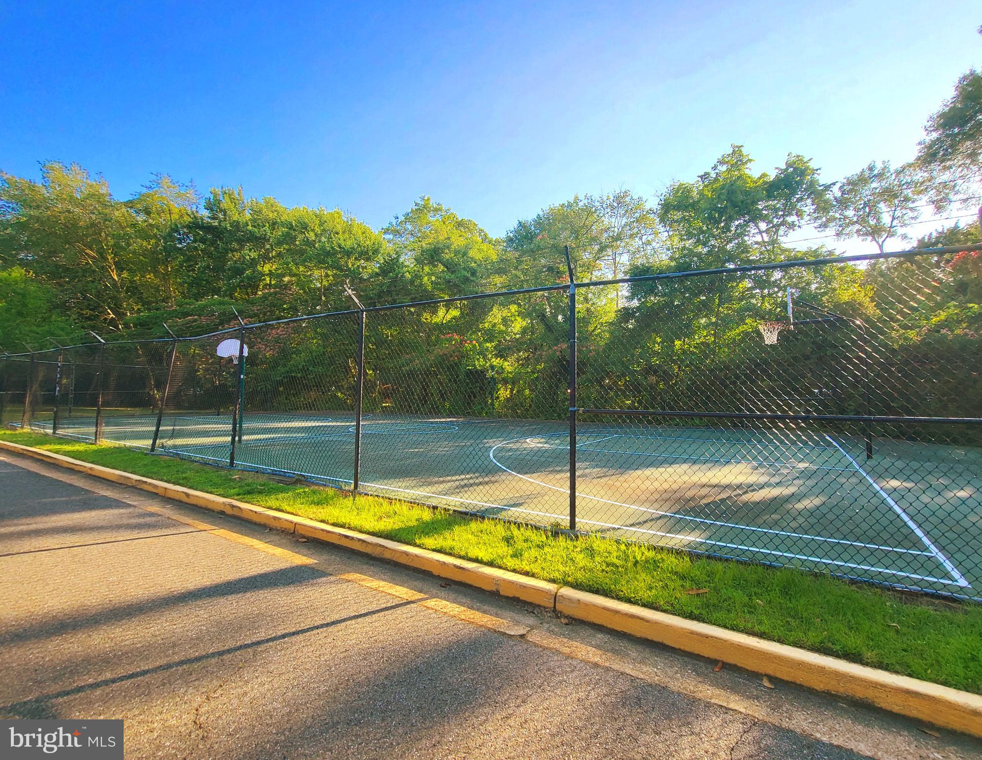 BELLE VIEW CONDOMINIUMS - Residential Lease