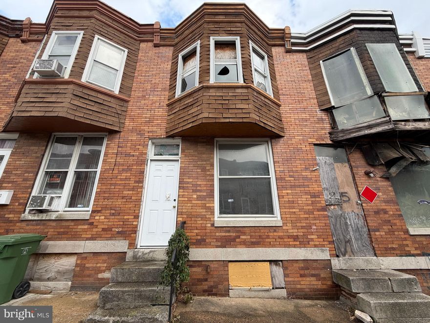 ONLINE AUCTION: Bidding begins 1/19/2026 @ 10:00 AM. Bidding ends 1/21/2026 @ 6:30 PM. List Price is Suggested Opening Bid. Deposit: $5,000.
 
This two-story townhouse is located in the Carrollton Ridge neighborhood of Baltimore City. Residents can enjoy the nearby facilities and attractions such as the Westside Shopping Center, Grace Medical Center, B&O Railroad Museum, and Carroll Park. The property is vacant. The area has easy access to major traffic artery, Wilkens Ave, making commuting and city access seamless.