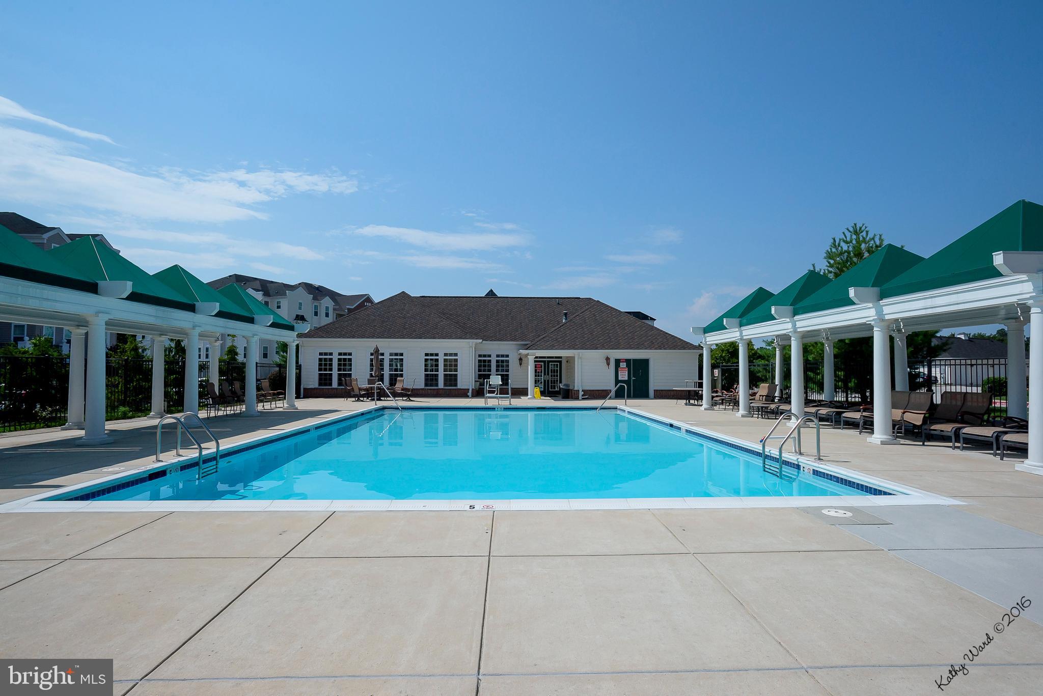 7305 MAPLECREST ROAD 407
