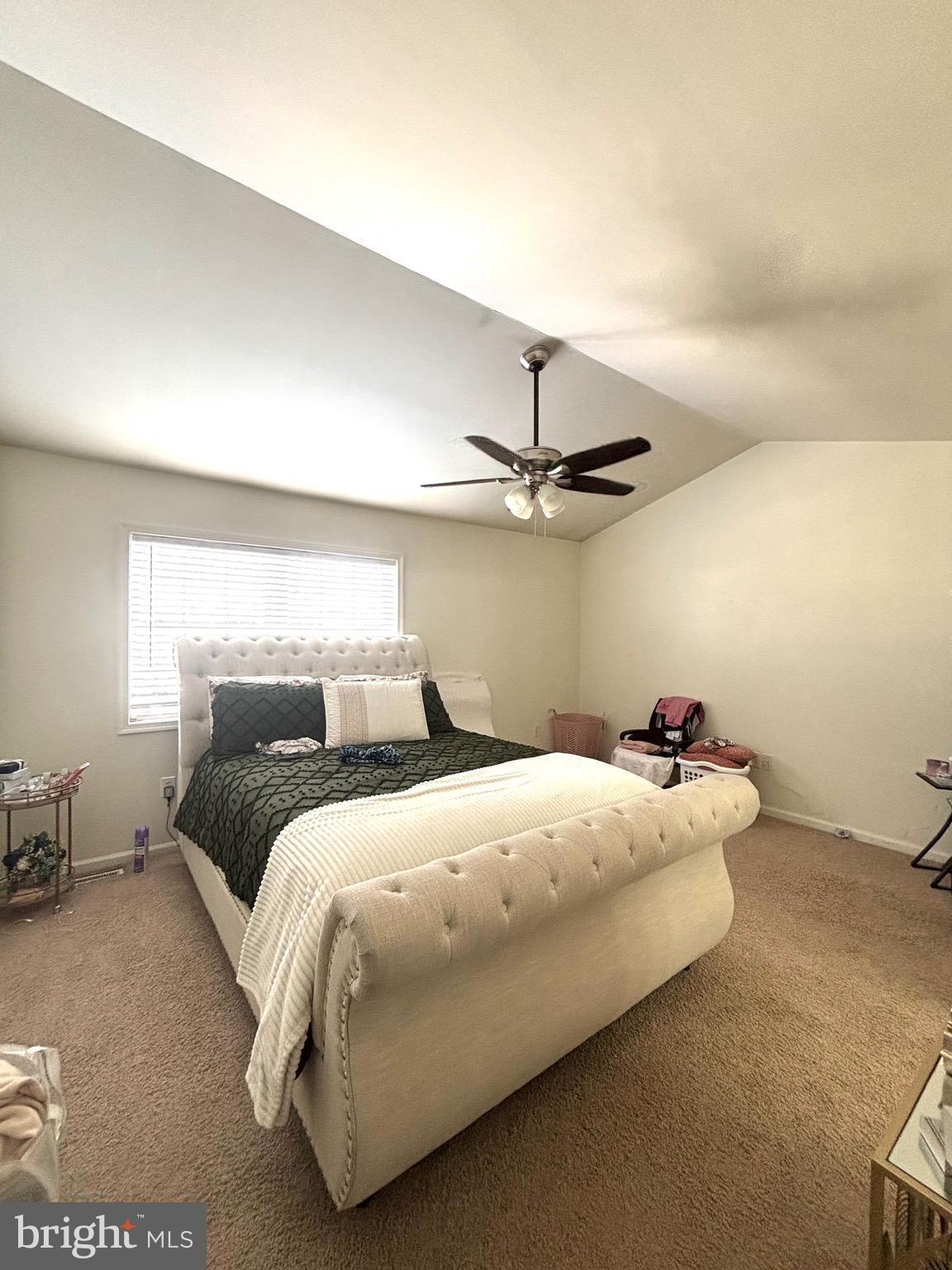 CAPITAL RIDGE - Residential