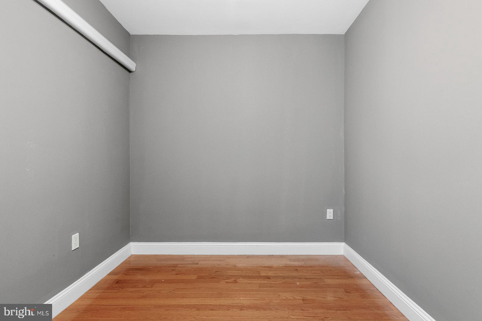 PHILADELPHIA (SOUTH) - Residential