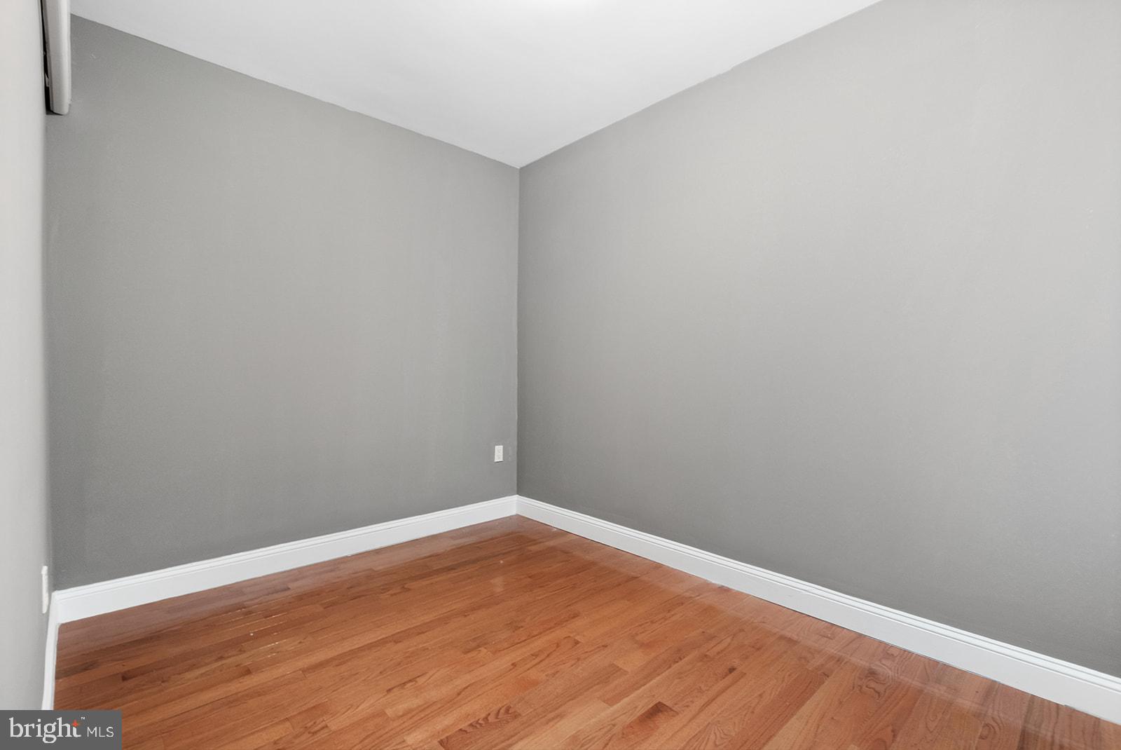 PHILADELPHIA (SOUTH) - Residential