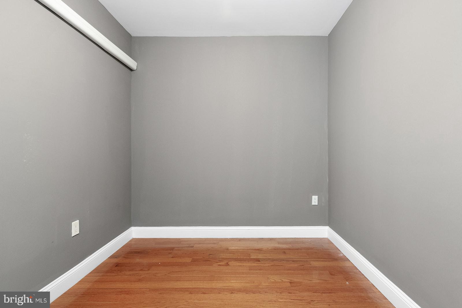 PHILADELPHIA (SOUTH) - Residential