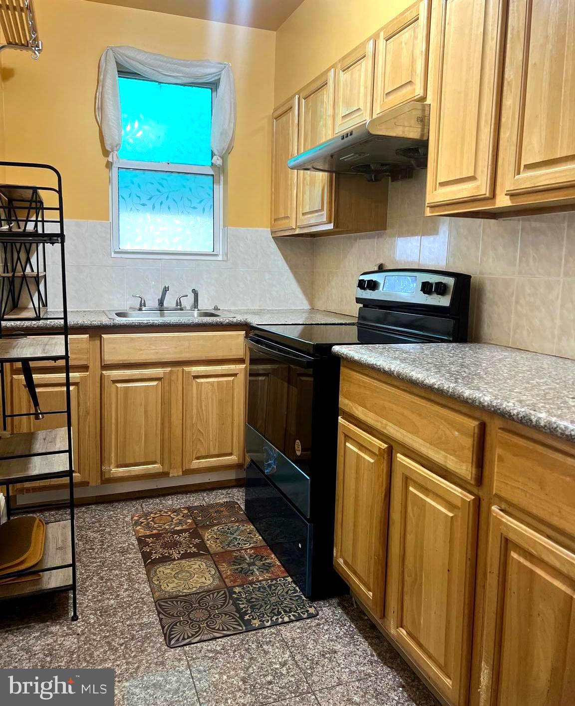 PHILADELPHIA (SOUTH) - Residential