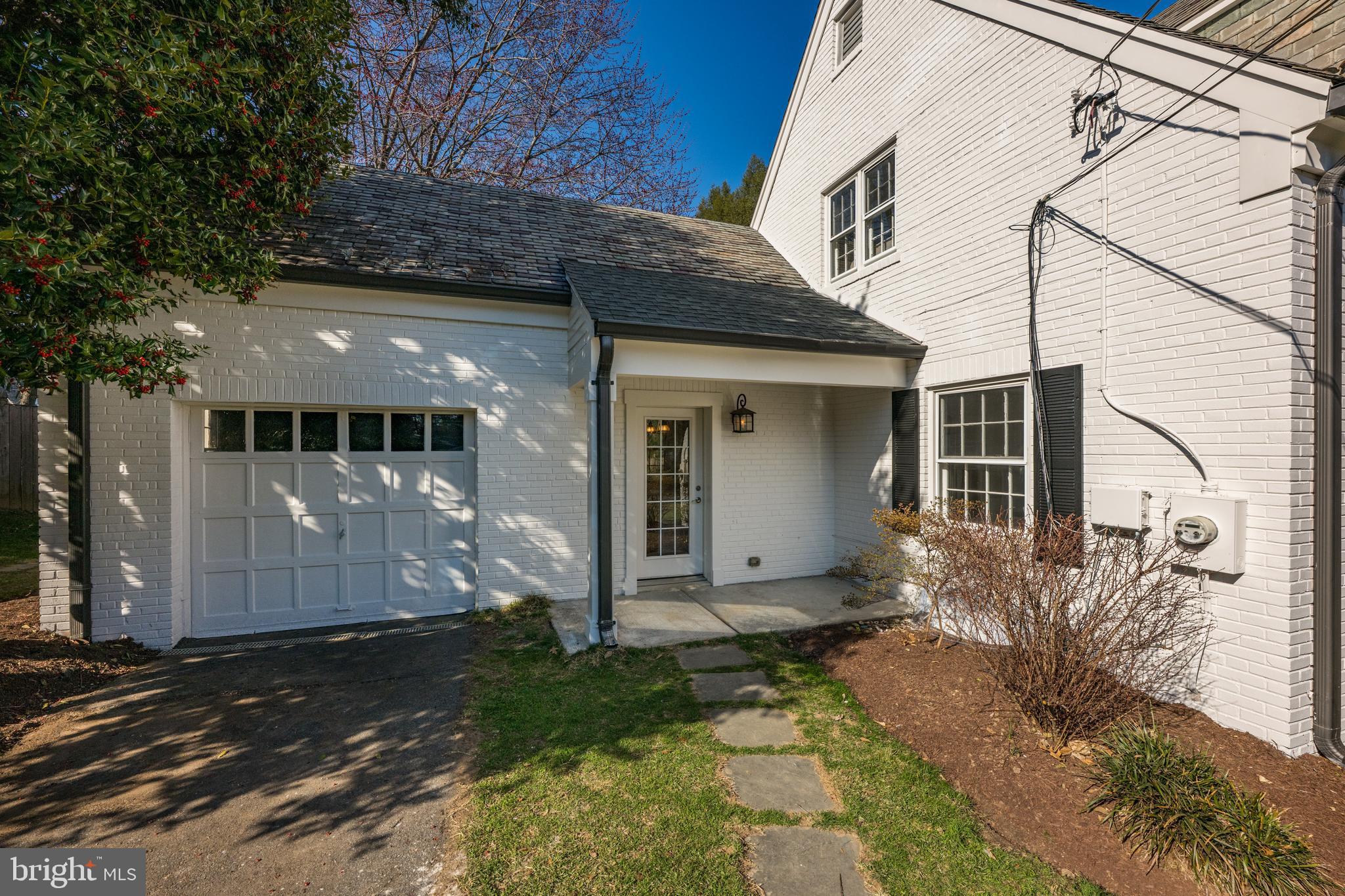 THE HAMLET - Residential