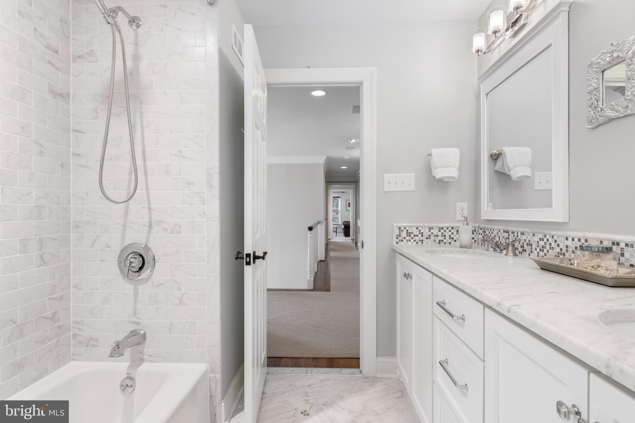 TREYBURN - Residential