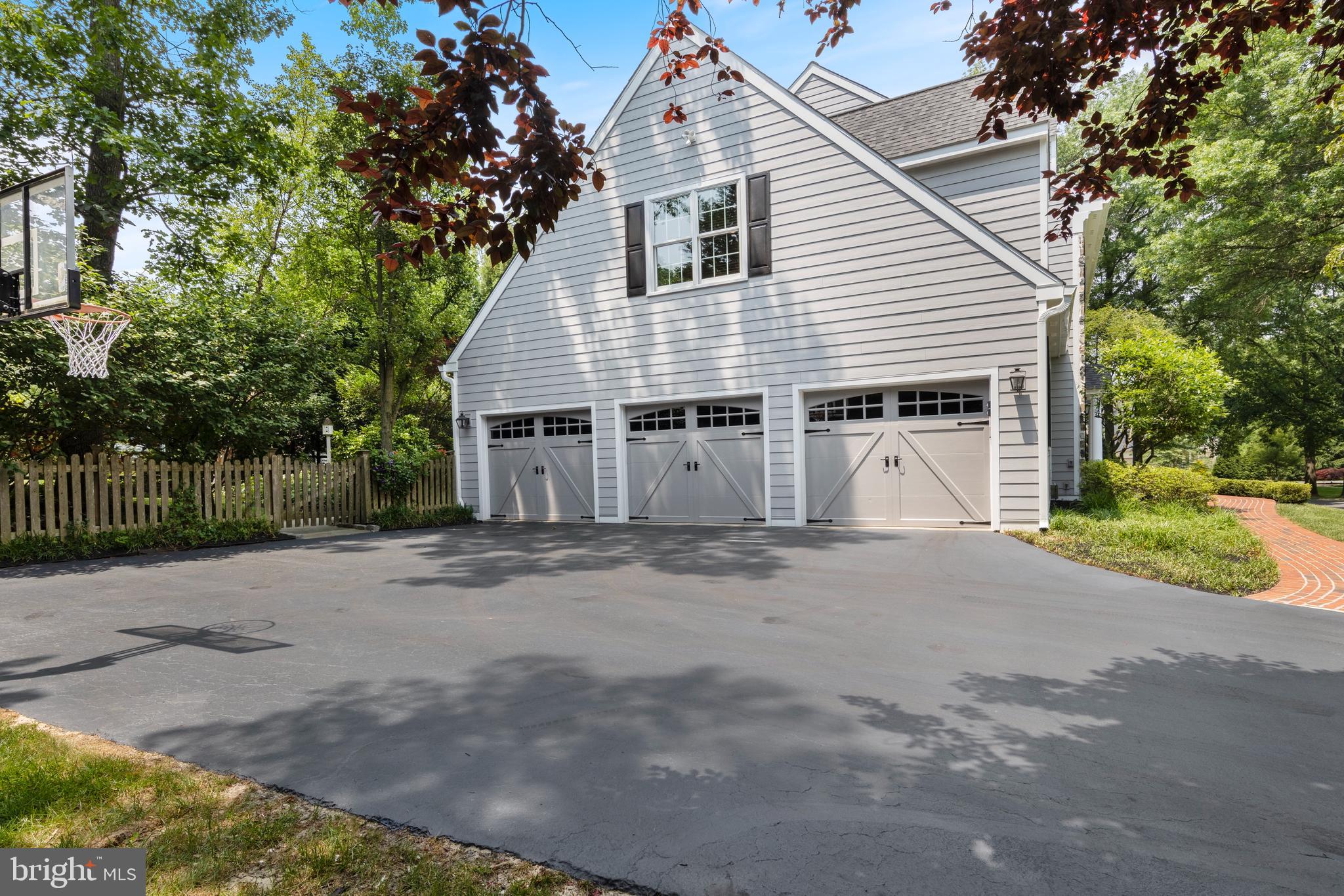 TREYBURN - Residential