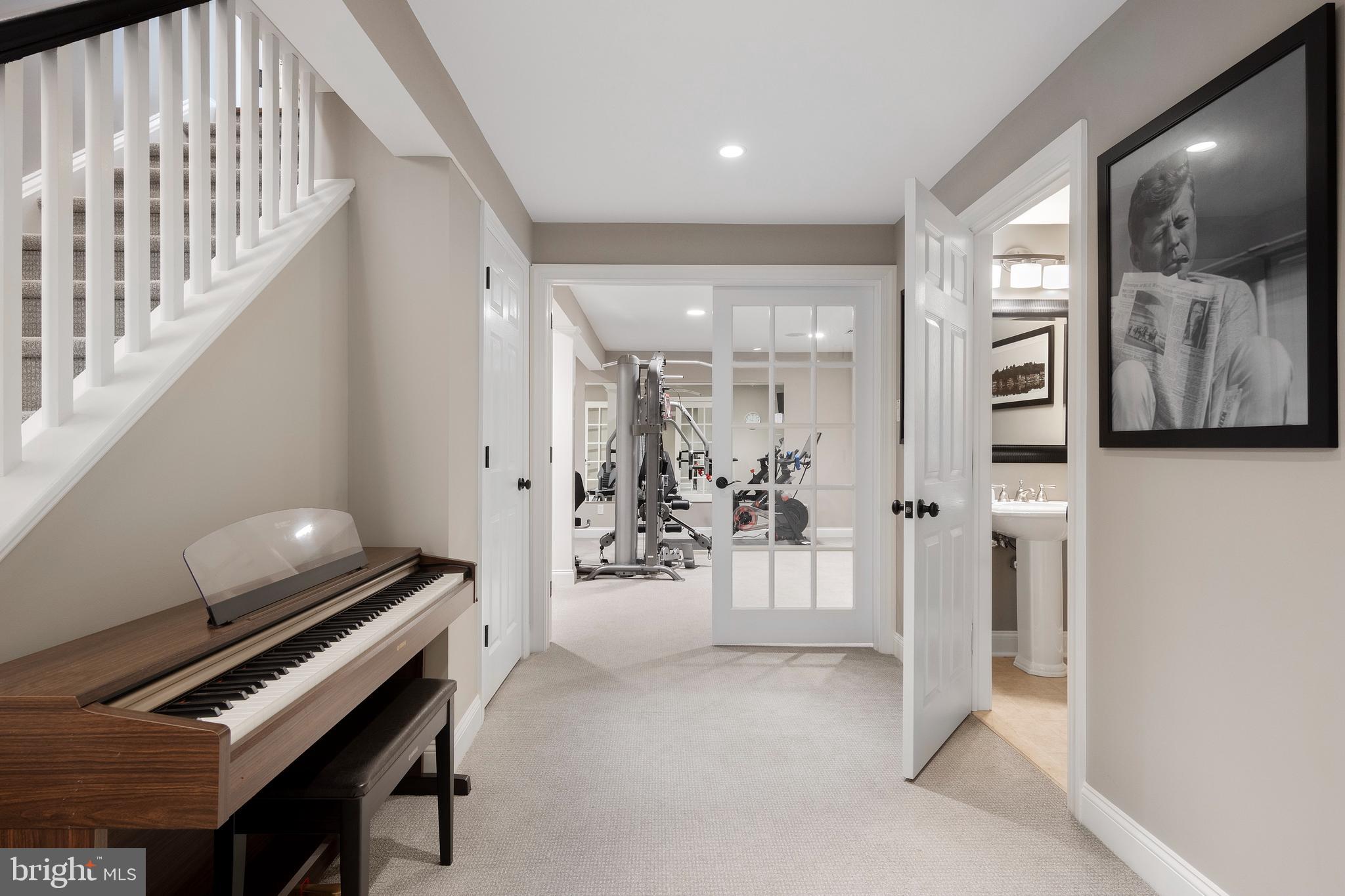 TREYBURN - Residential