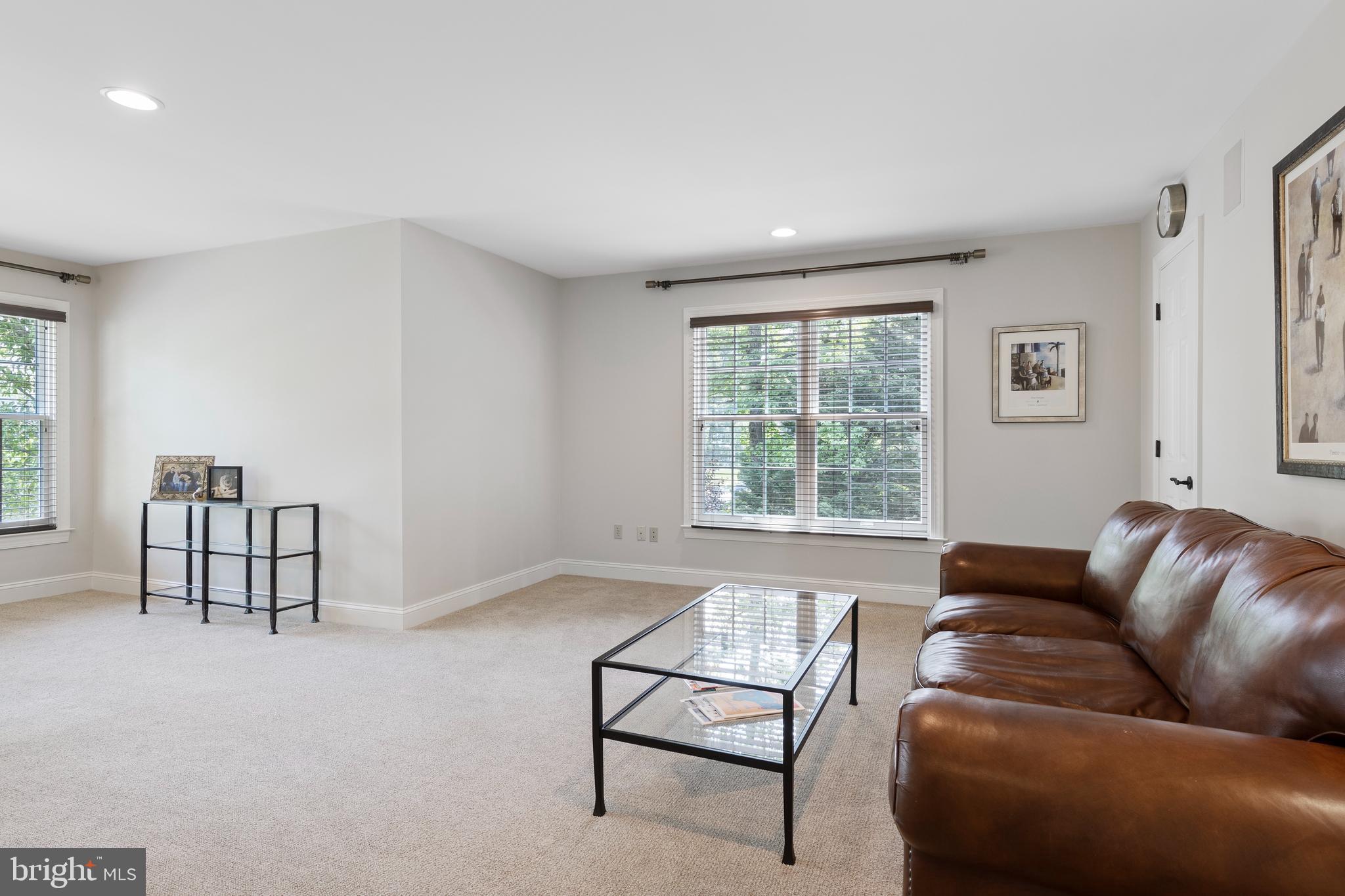 TREYBURN - Residential