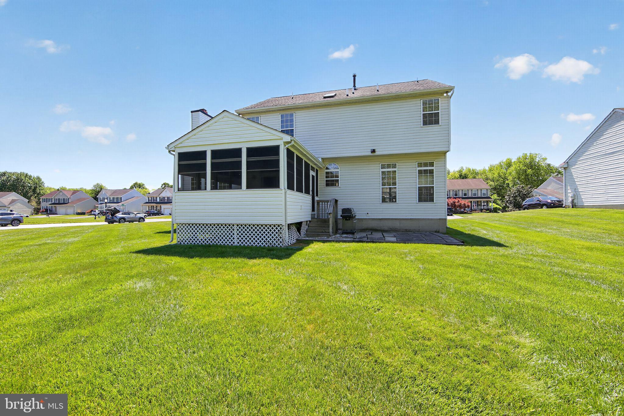 LUMS POND ESTATES - Residential