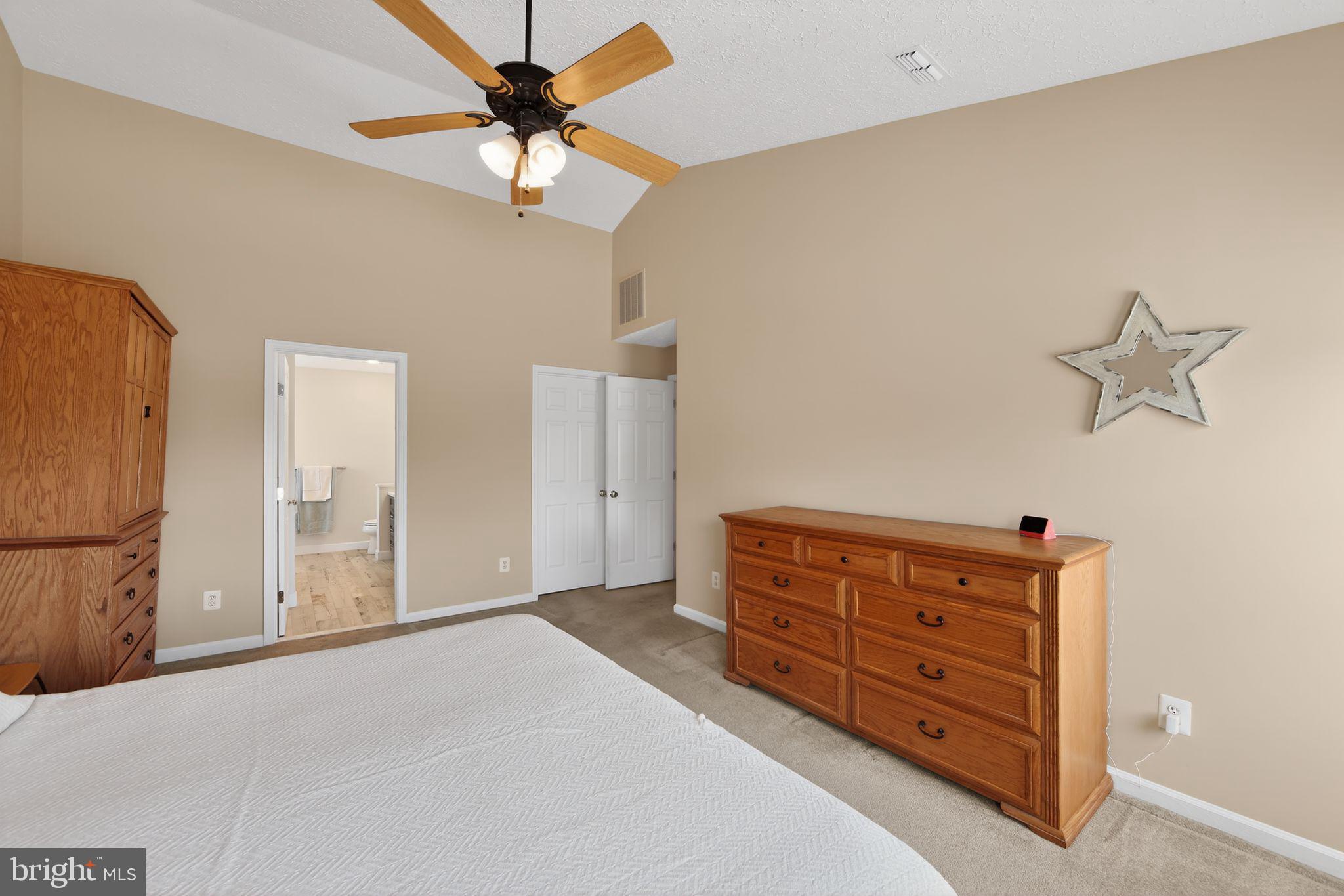 LUMS POND ESTATES - Residential