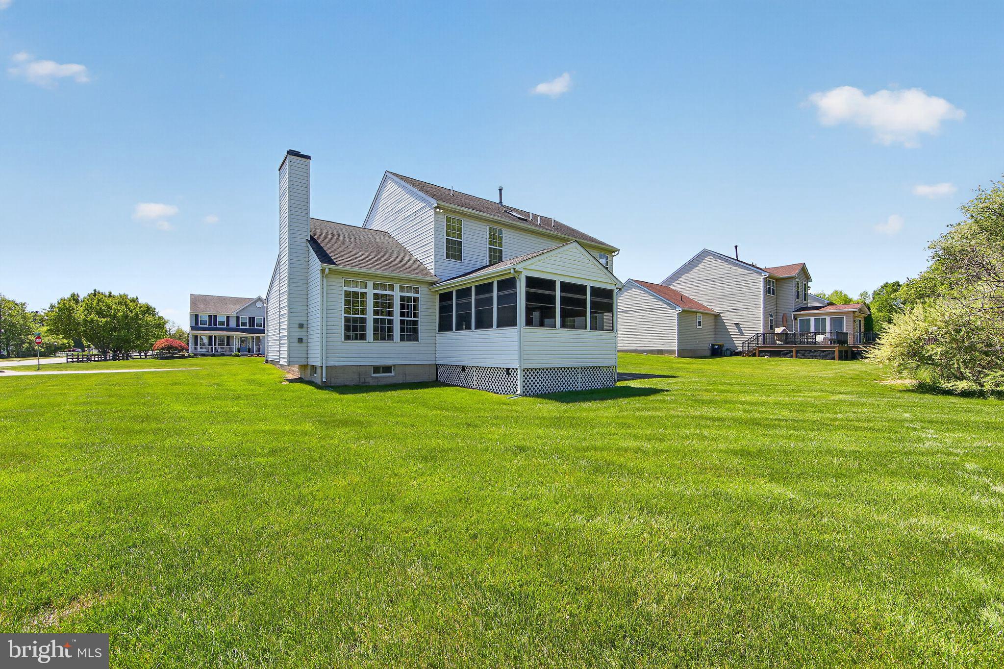 LUMS POND ESTATES - Residential