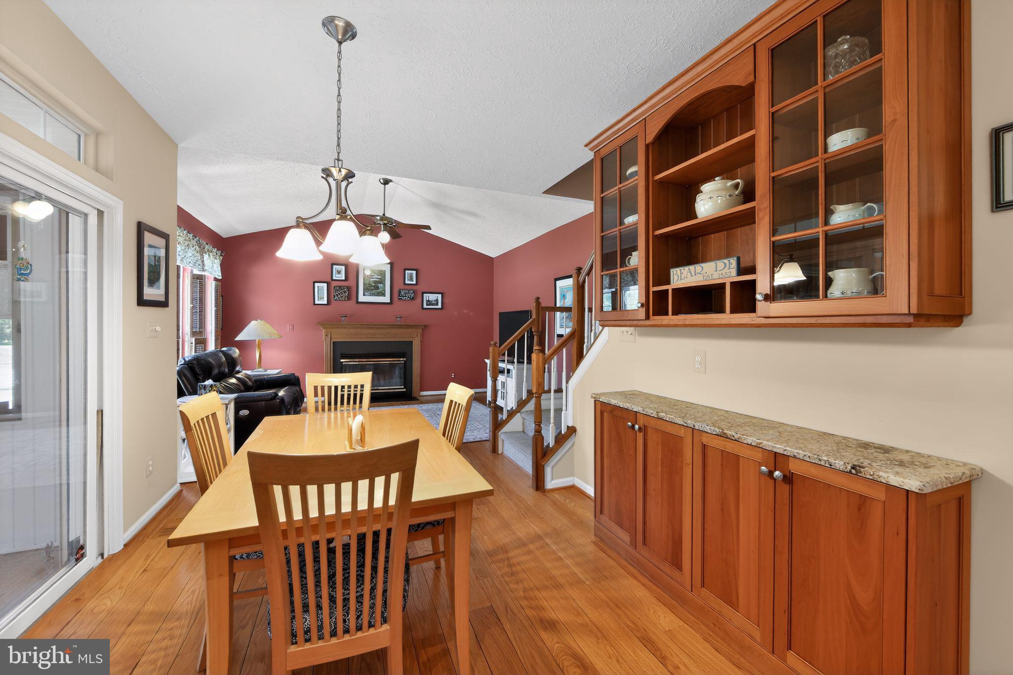 LUMS POND ESTATES - Residential