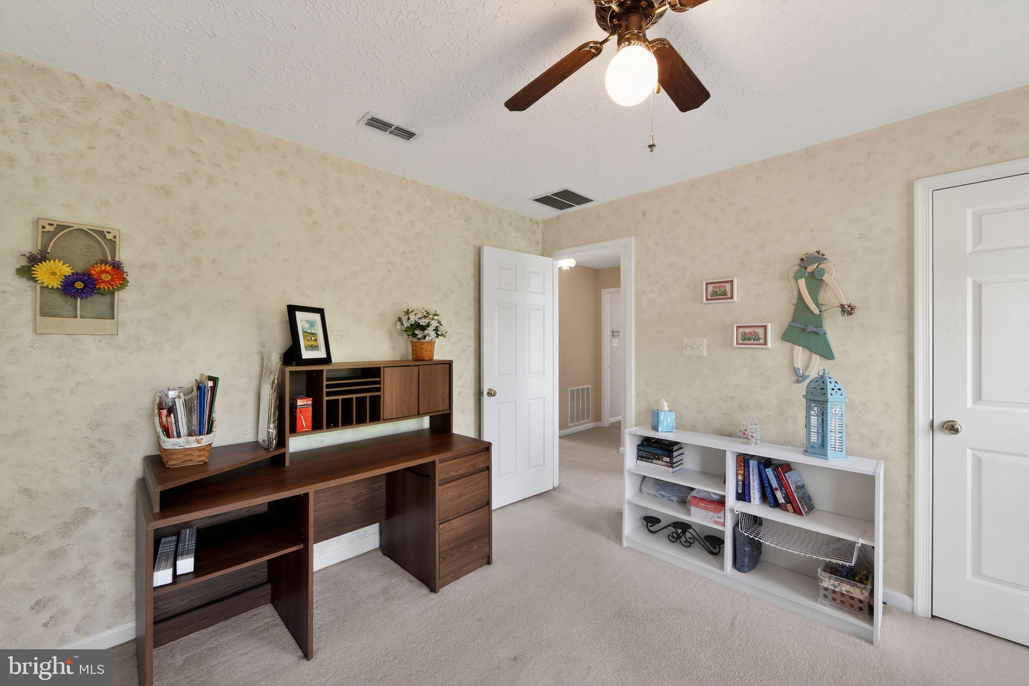 LUMS POND ESTATES - Residential