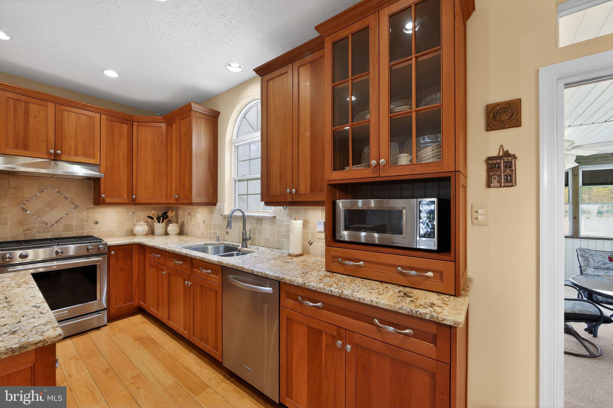 LUMS POND ESTATES - Residential