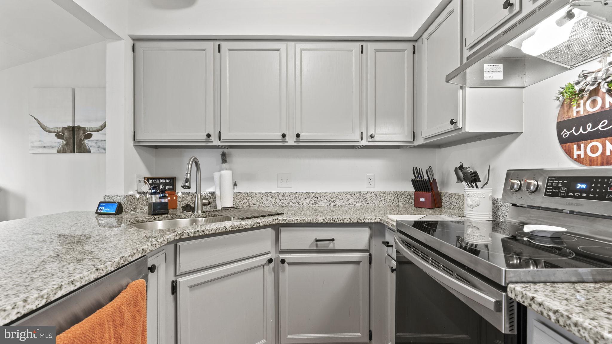 EASTERN VIEW - Residential Lease