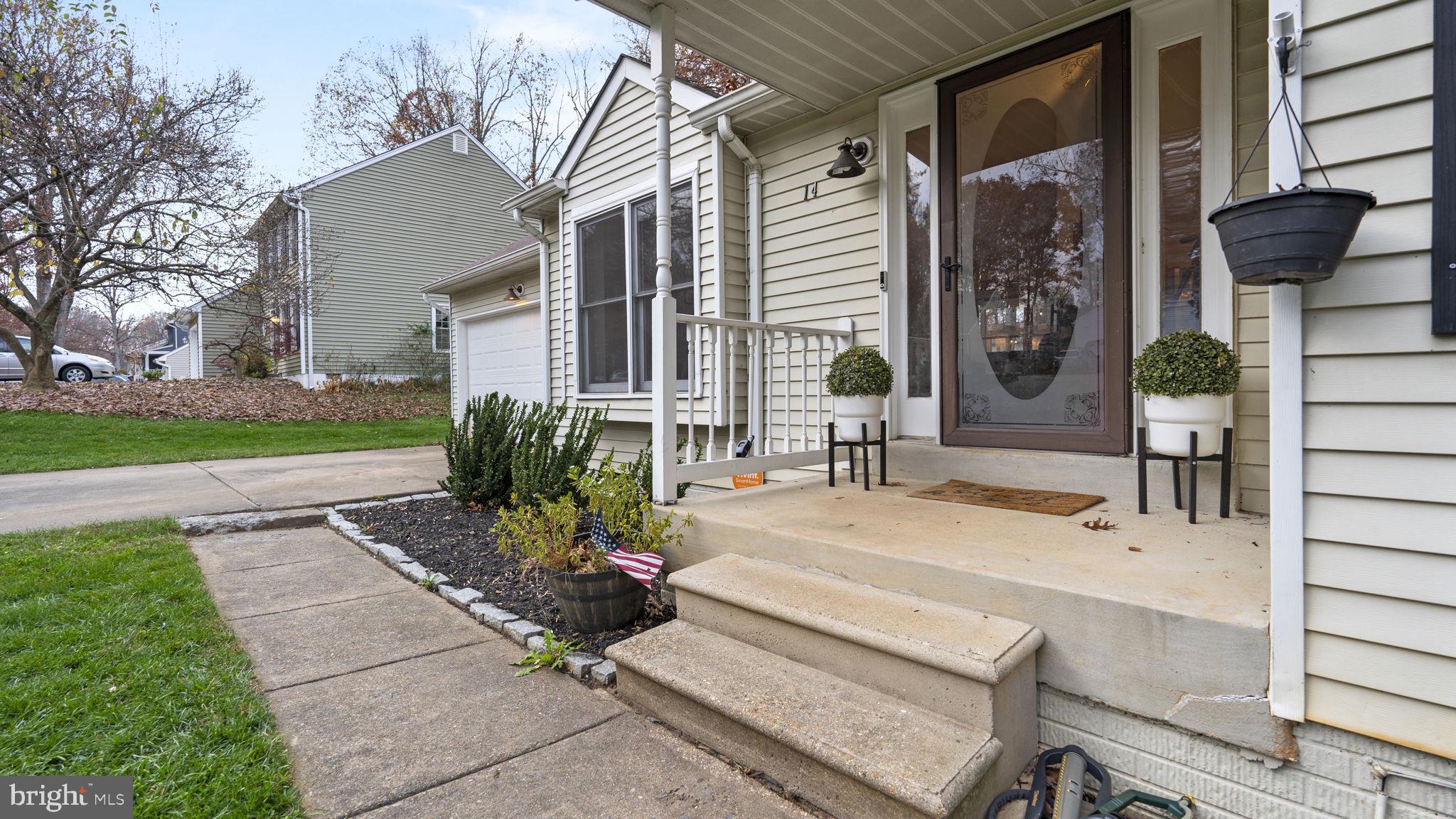 EASTERN VIEW - Residential Lease