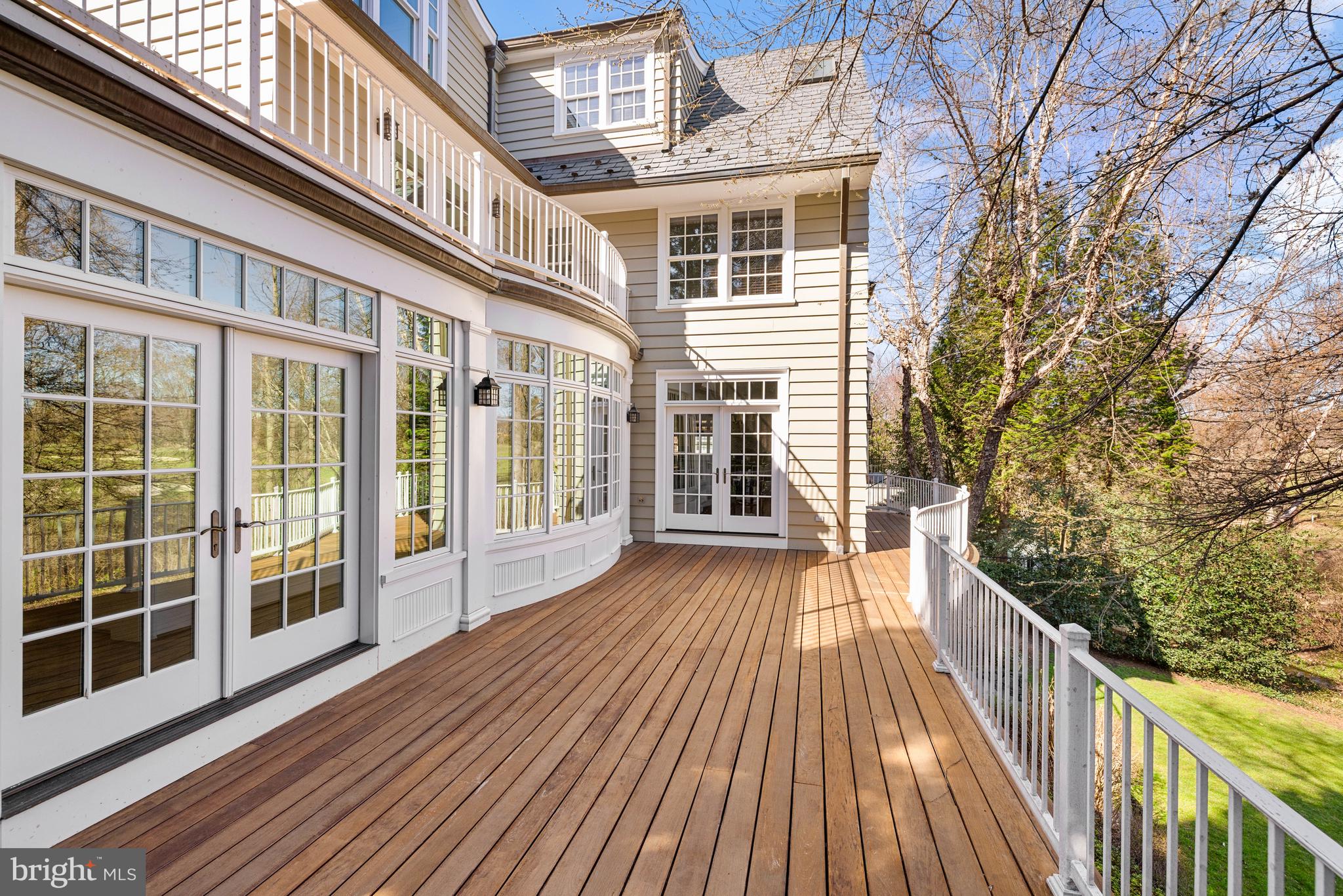 CHEVY CHASE VILLAGE - Residential