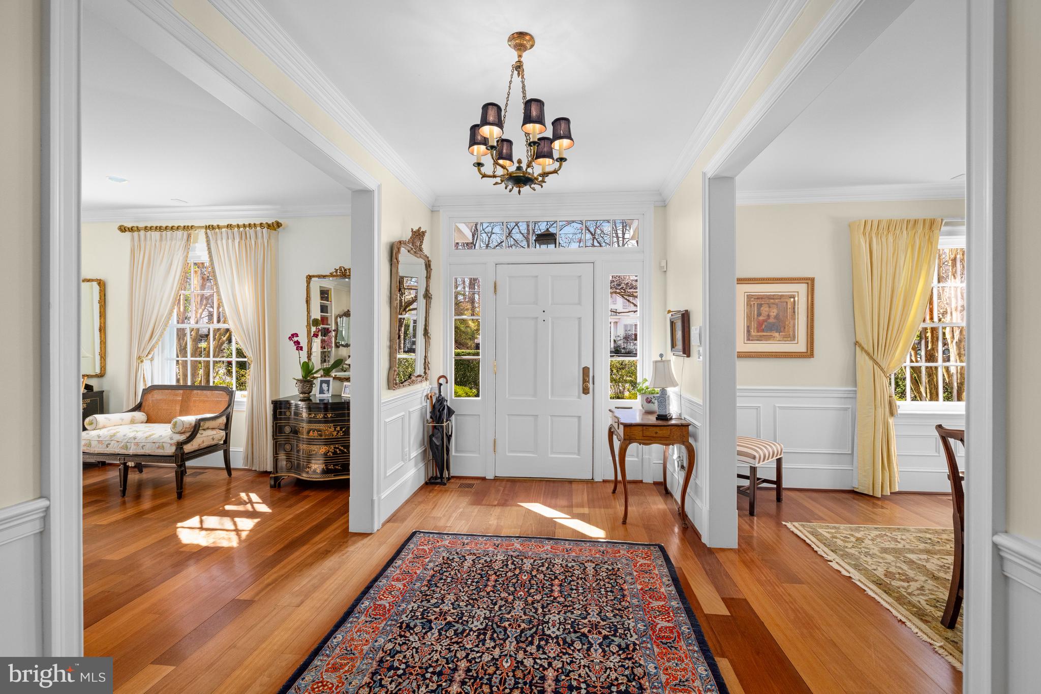 33 W LENOX STREET