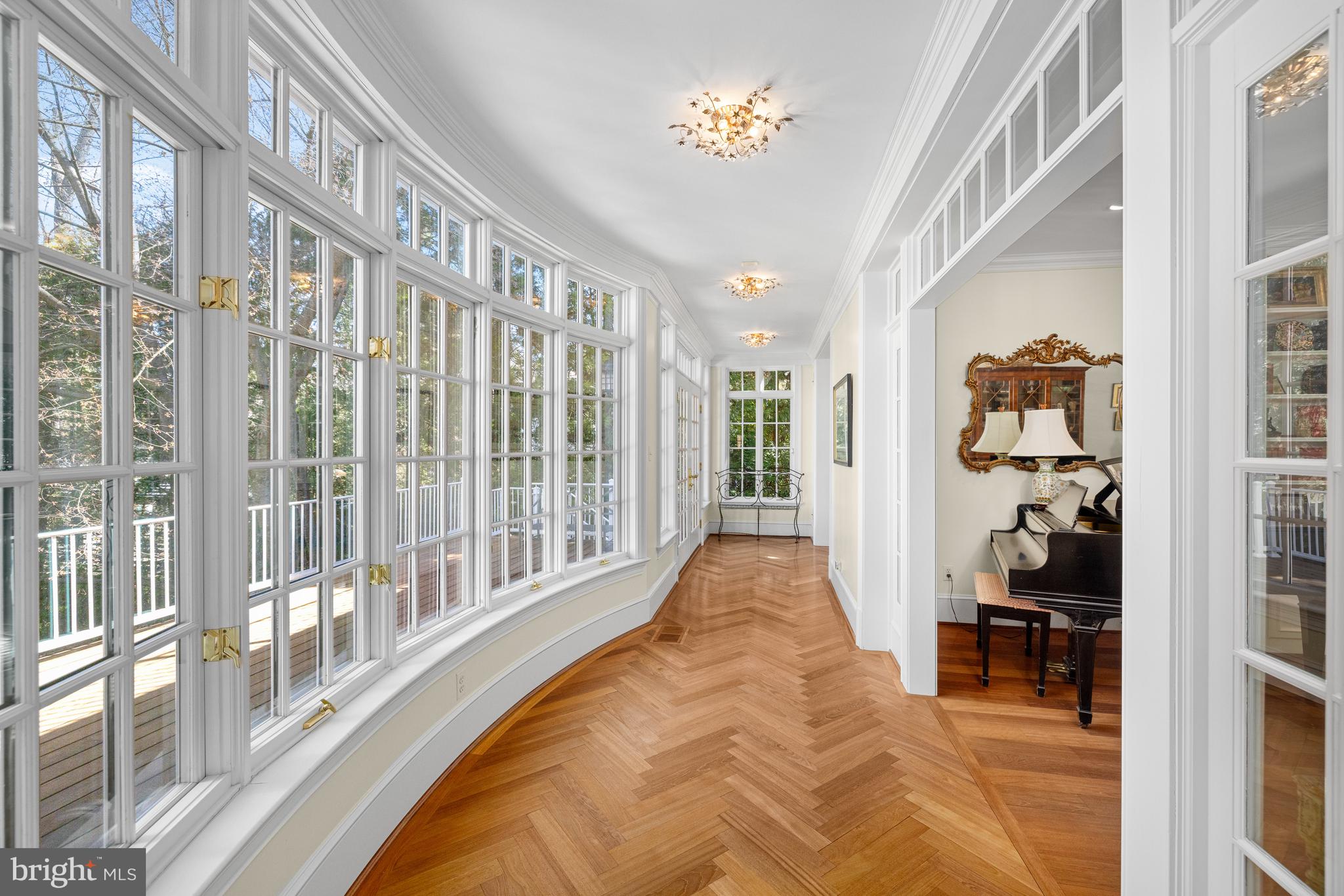 CHEVY CHASE VILLAGE - Residential