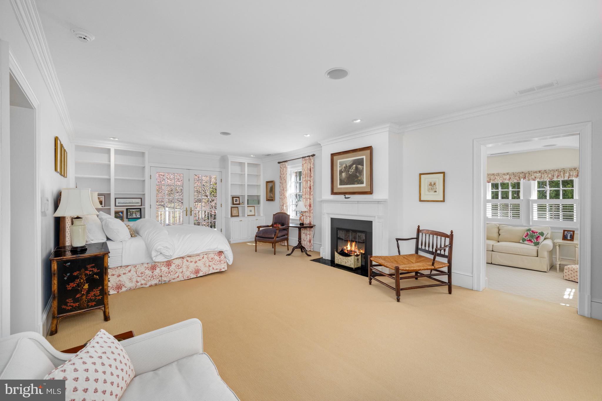 CHEVY CHASE VILLAGE - Residential