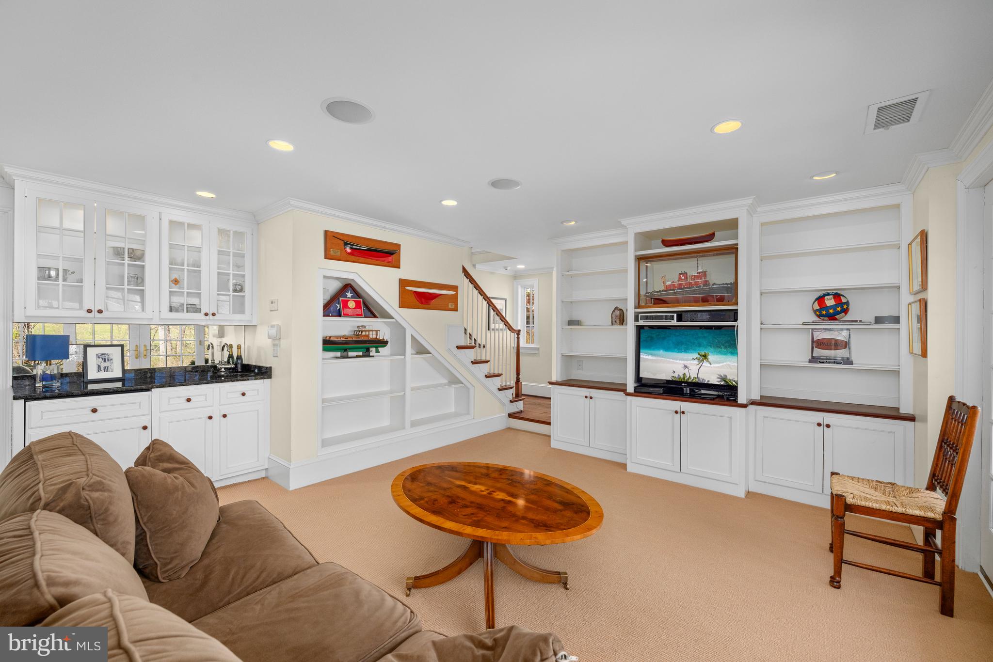 CHEVY CHASE VILLAGE - Residential