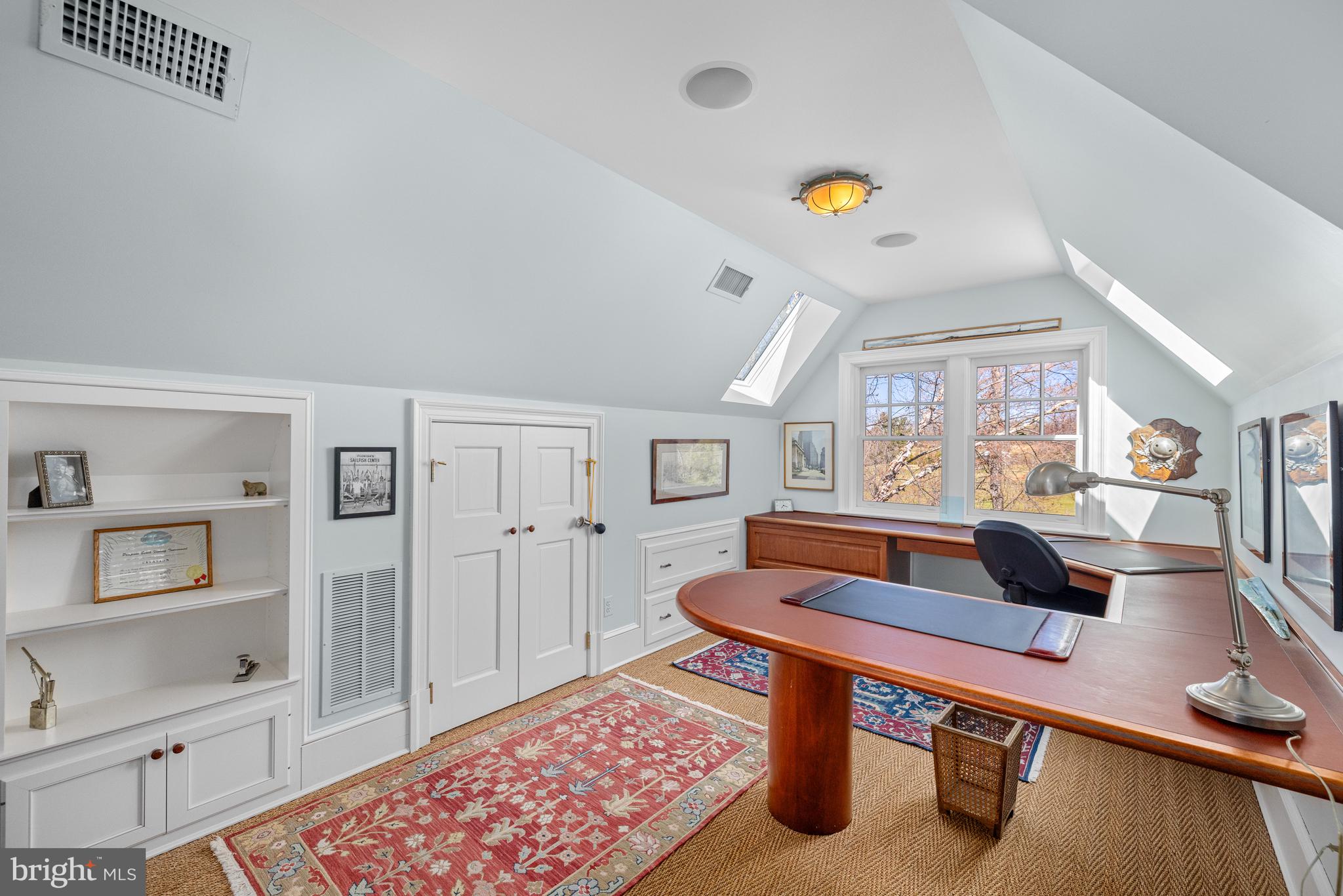 CHEVY CHASE VILLAGE - Residential