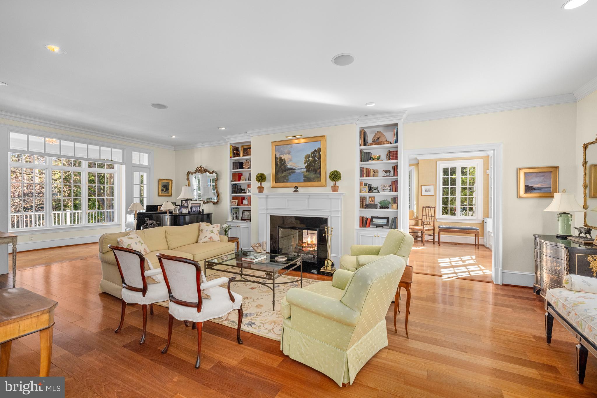 CHEVY CHASE VILLAGE - Residential