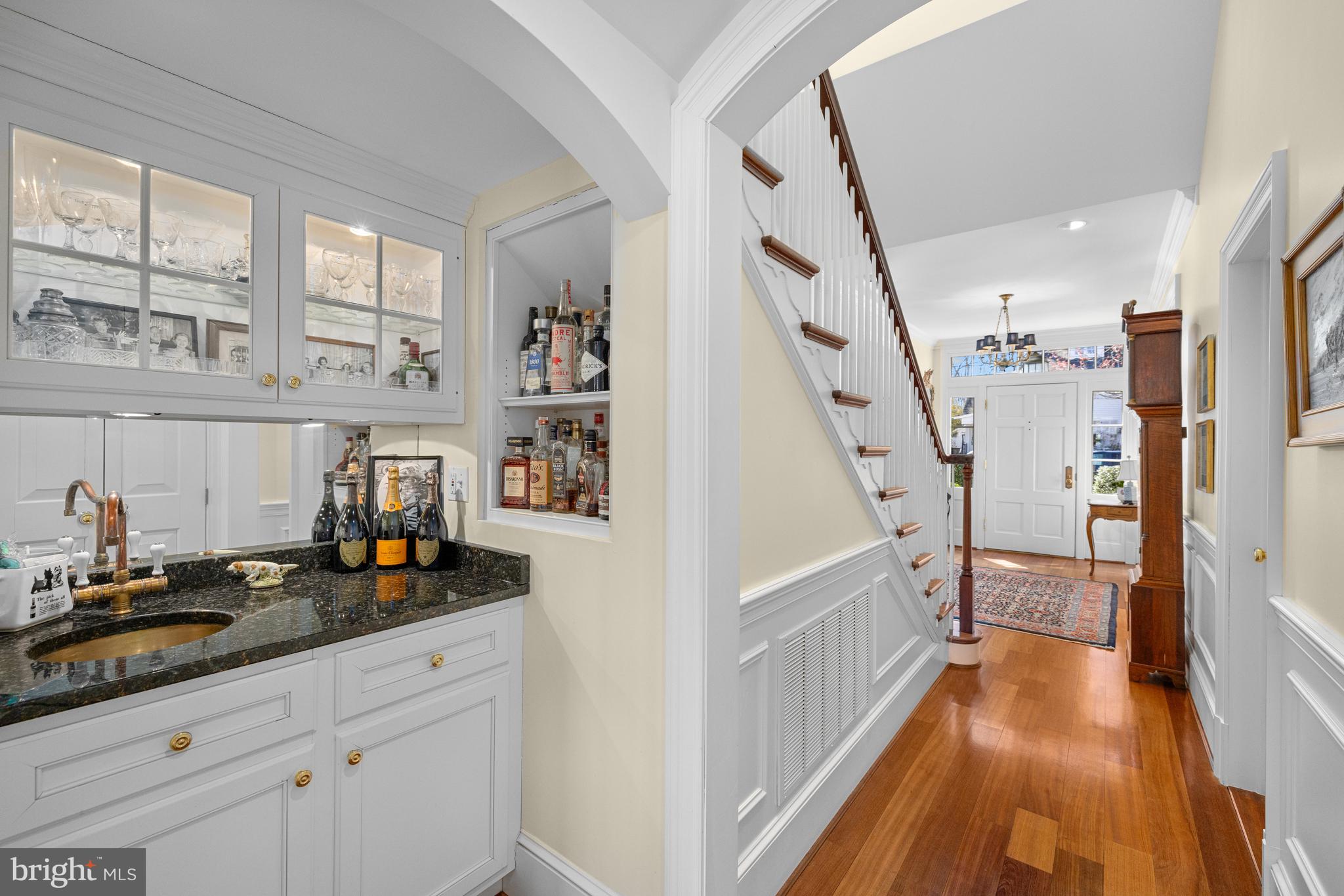 CHEVY CHASE VILLAGE - Residential