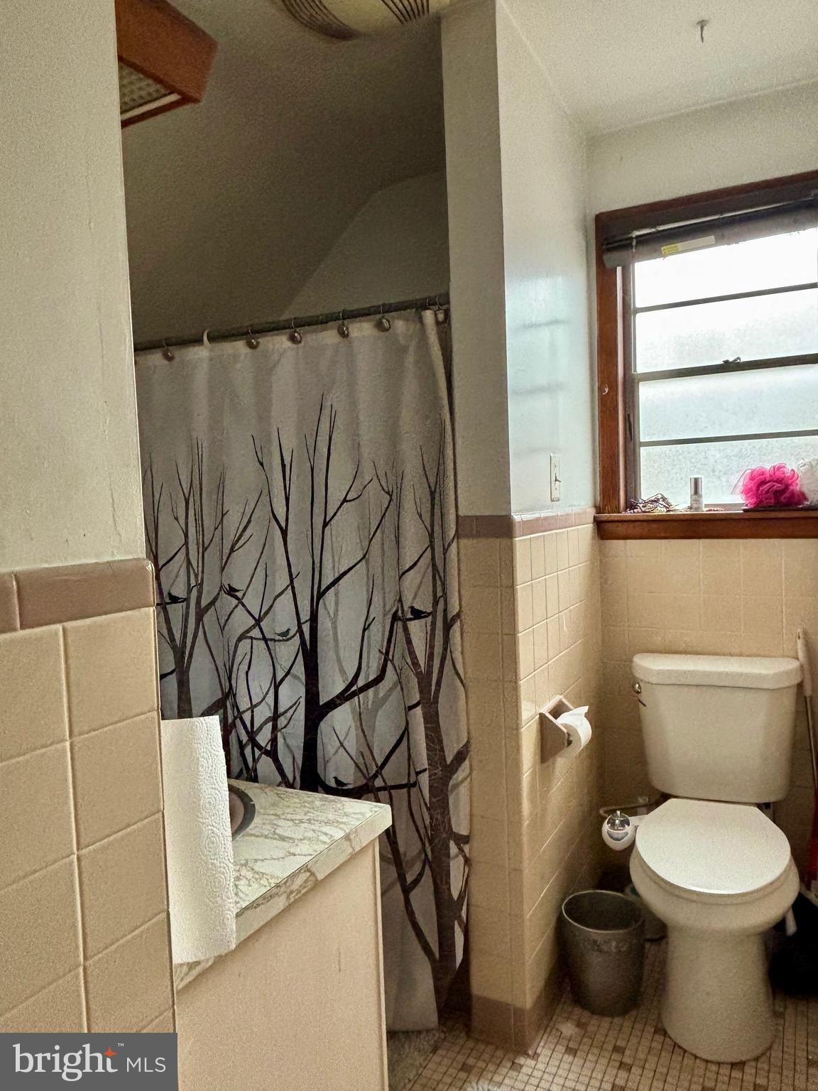 LOWER WALTON - Residential