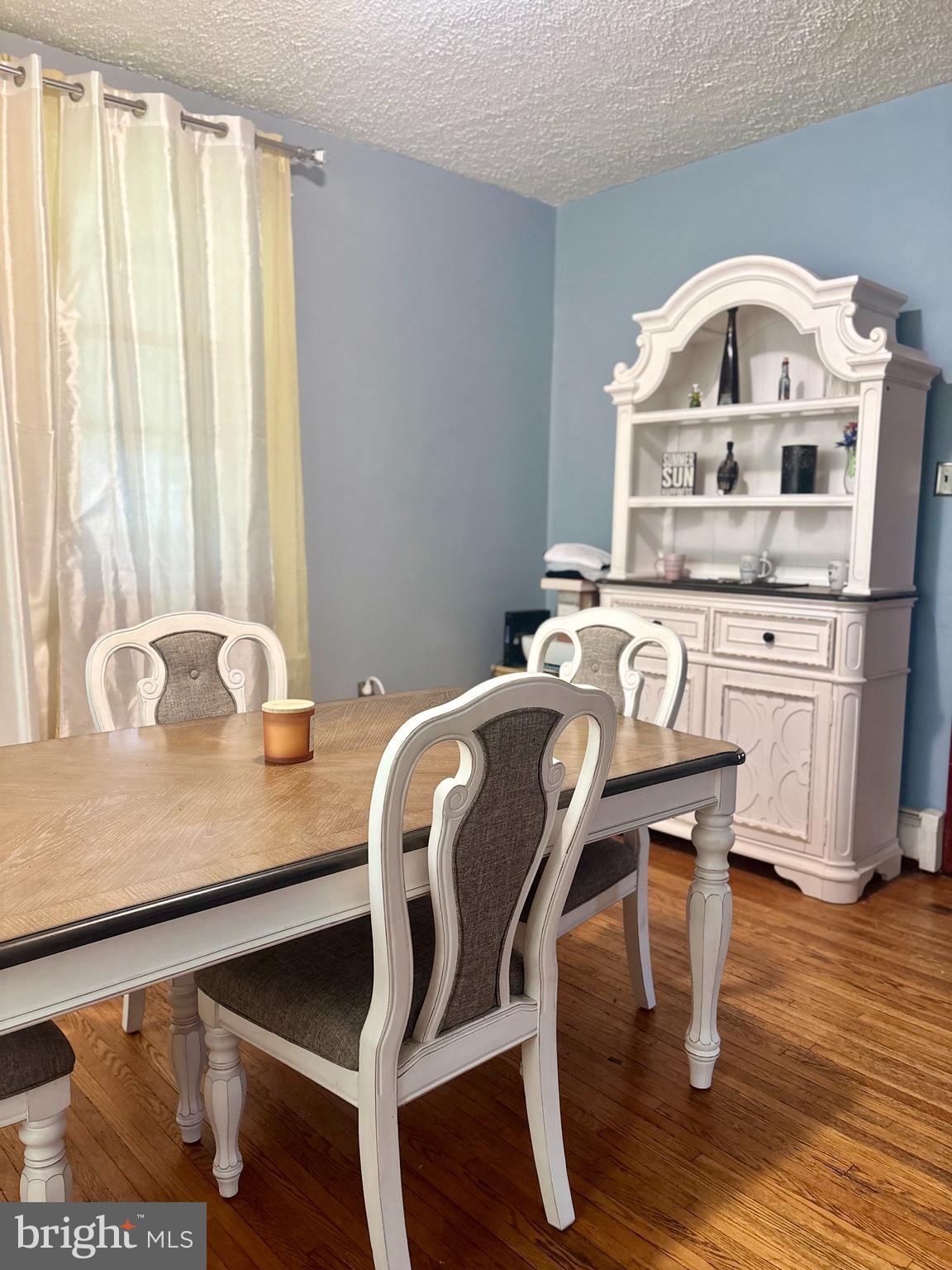 LOWER WALTON - Residential