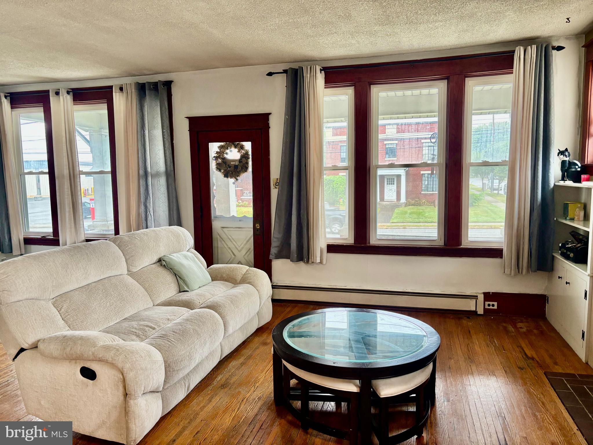 LOWER WALTON - Residential