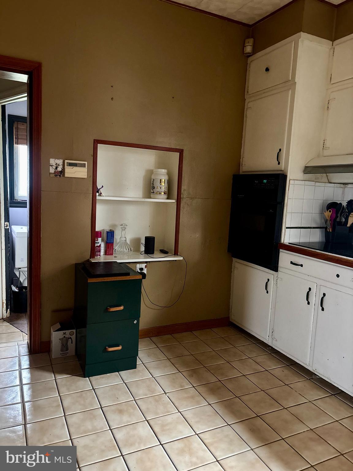 LOWER WALTON - Residential