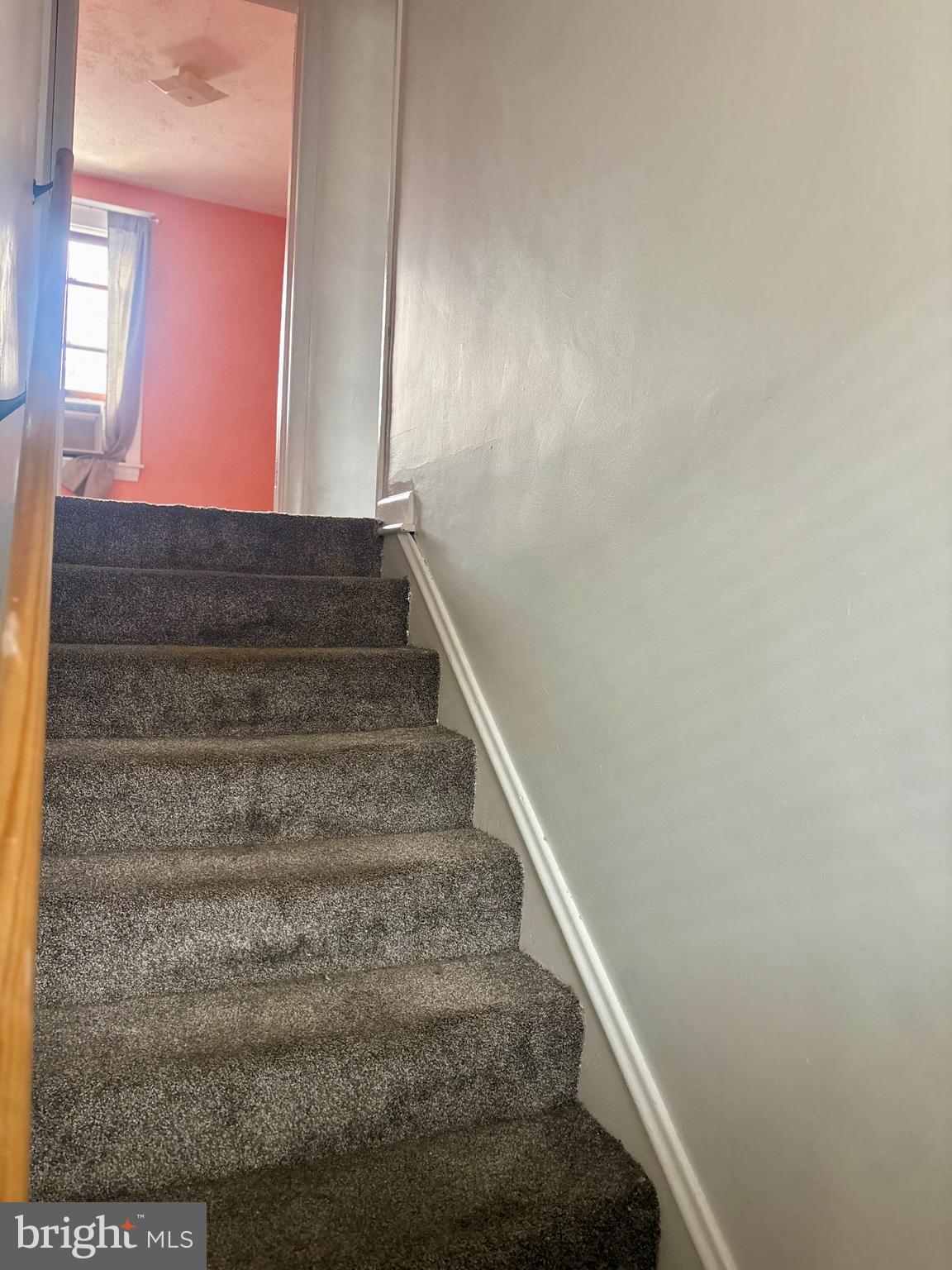 LOWER WALTON - Residential