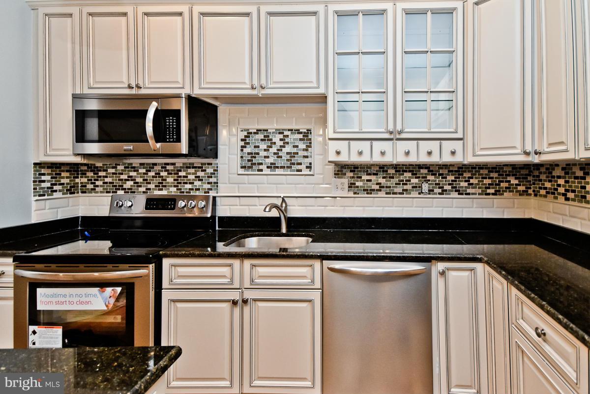 ARLINGTON - Residential