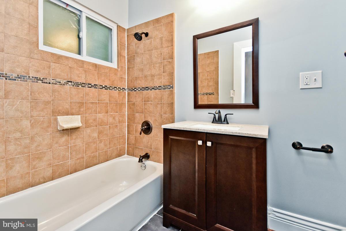 ARLINGTON - Residential