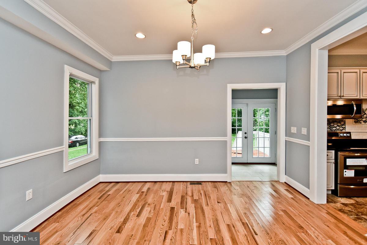 ARLINGTON - Residential