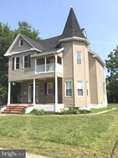 ARLINGTON - Residential