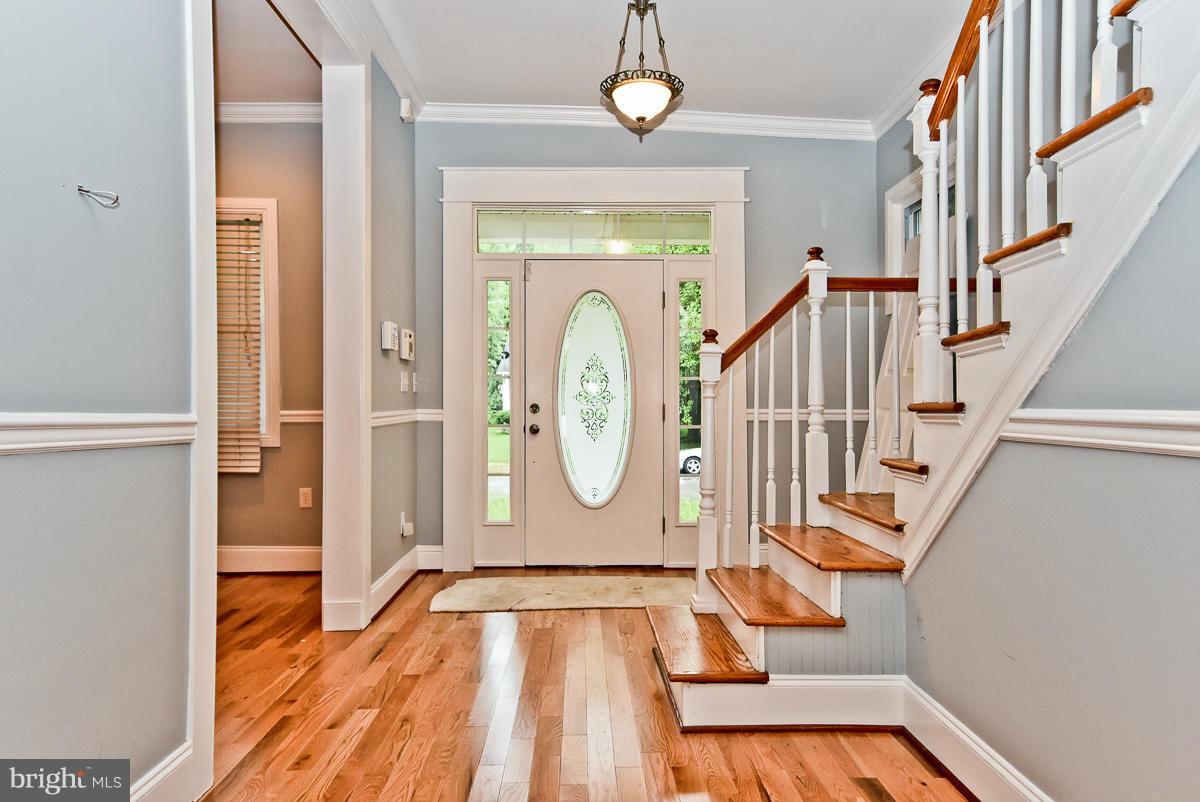 ARLINGTON - Residential