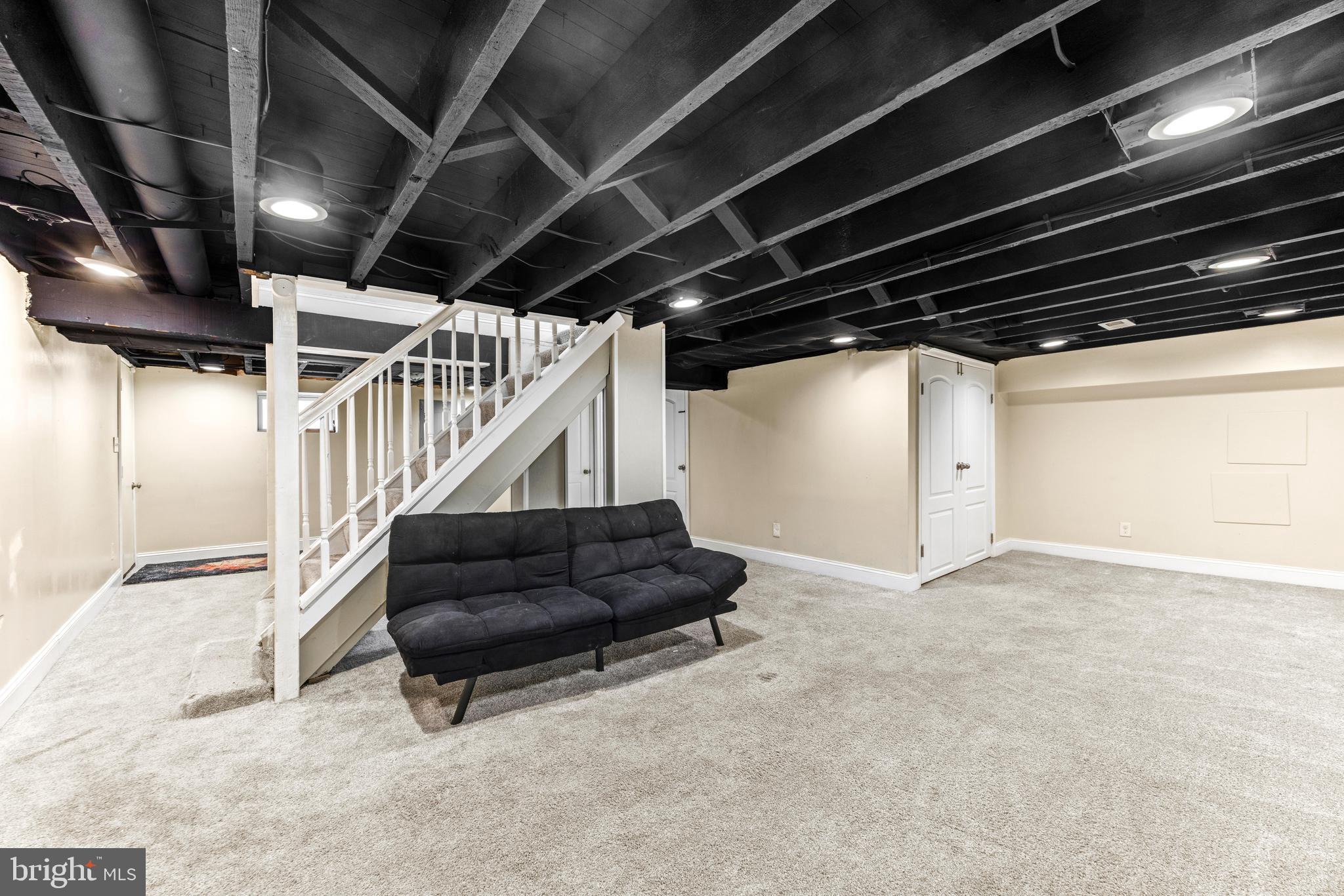 LAURAVILLE HISTORIC DISTRICT - Residential