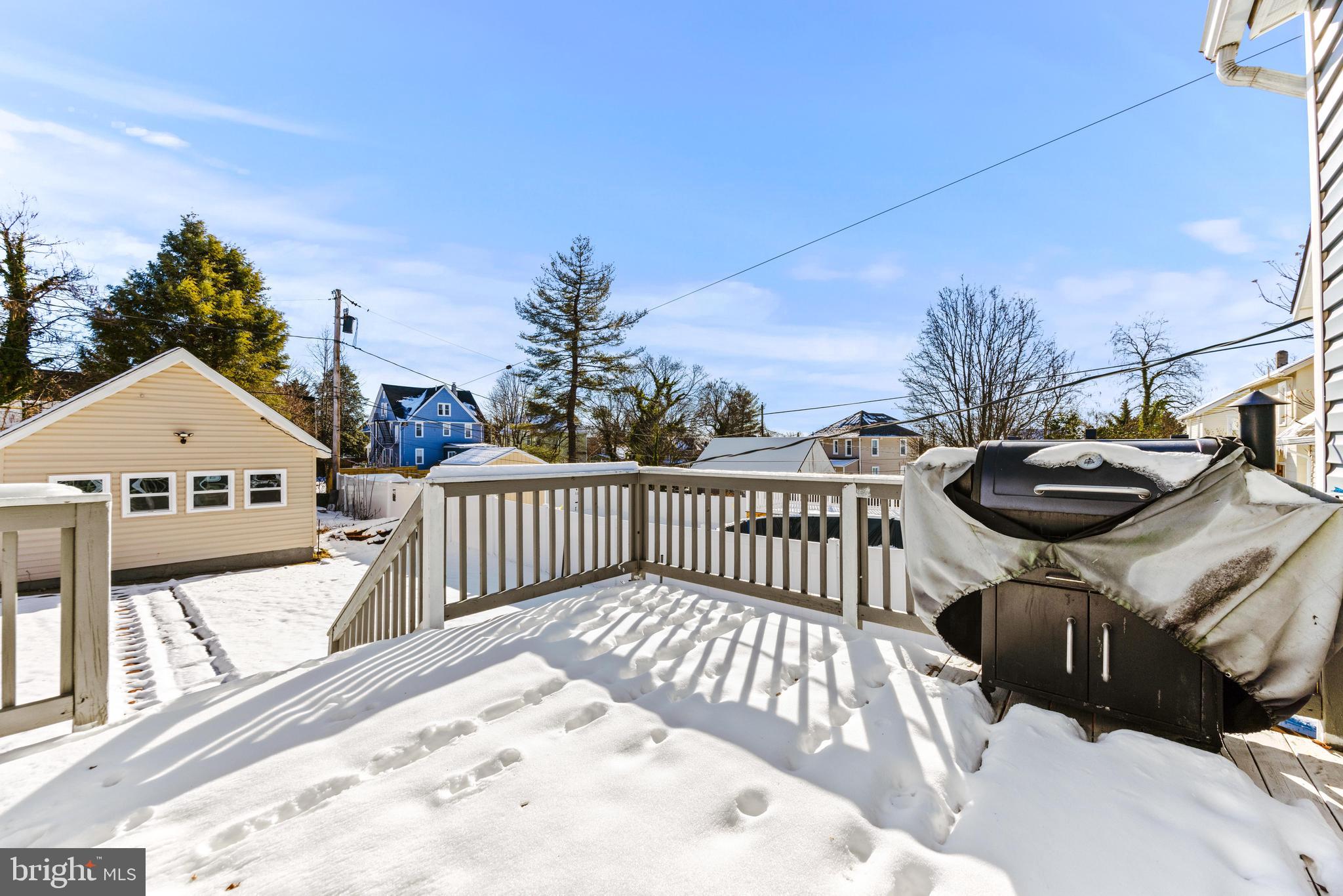 LAURAVILLE HISTORIC DISTRICT - Residential