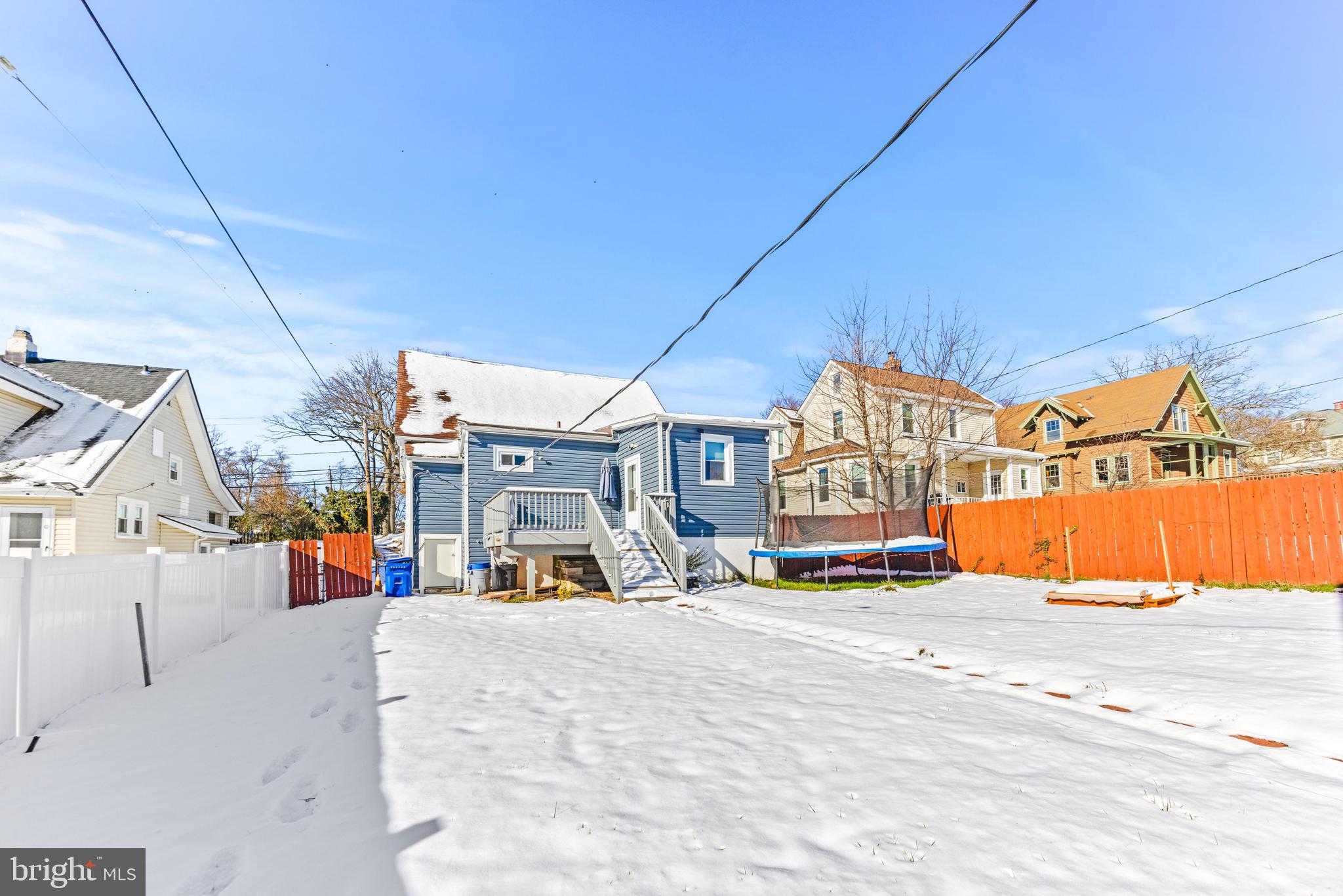 LAURAVILLE HISTORIC DISTRICT - Residential