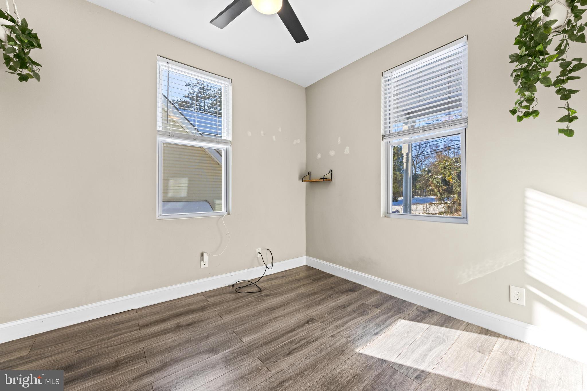 LAURAVILLE HISTORIC DISTRICT - Residential