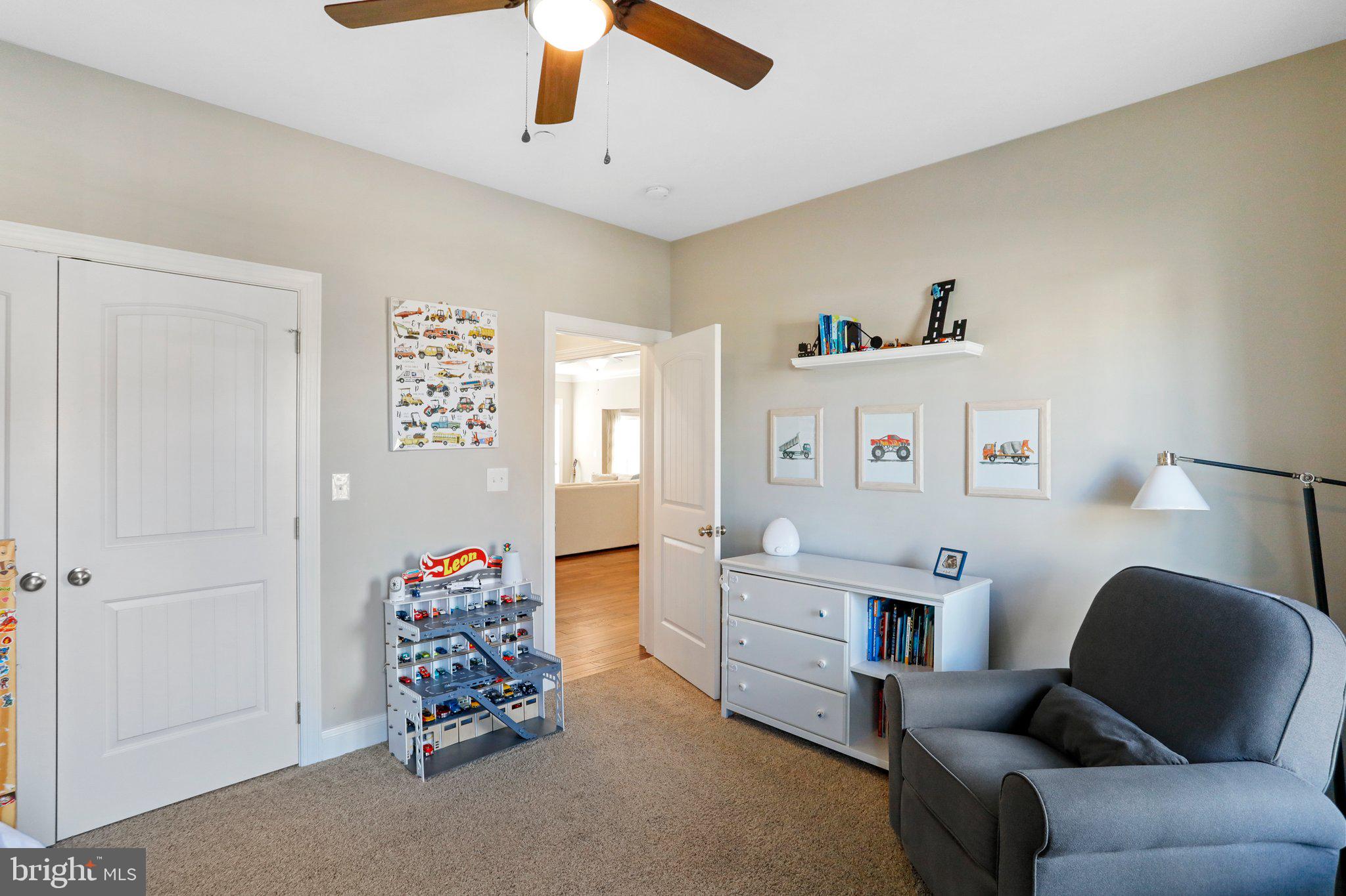 MAPLE VALLEY ESTATES - Residential