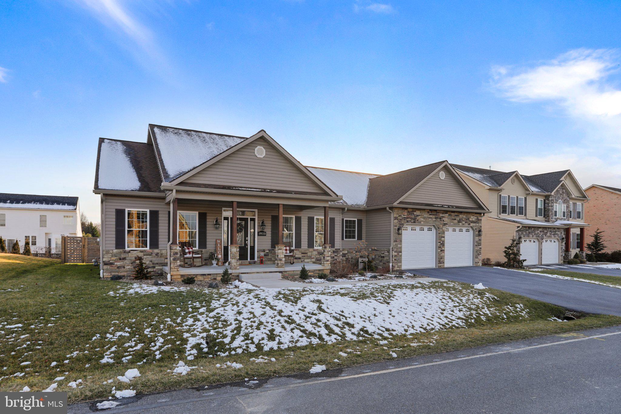 MAPLE VALLEY ESTATES - Residential