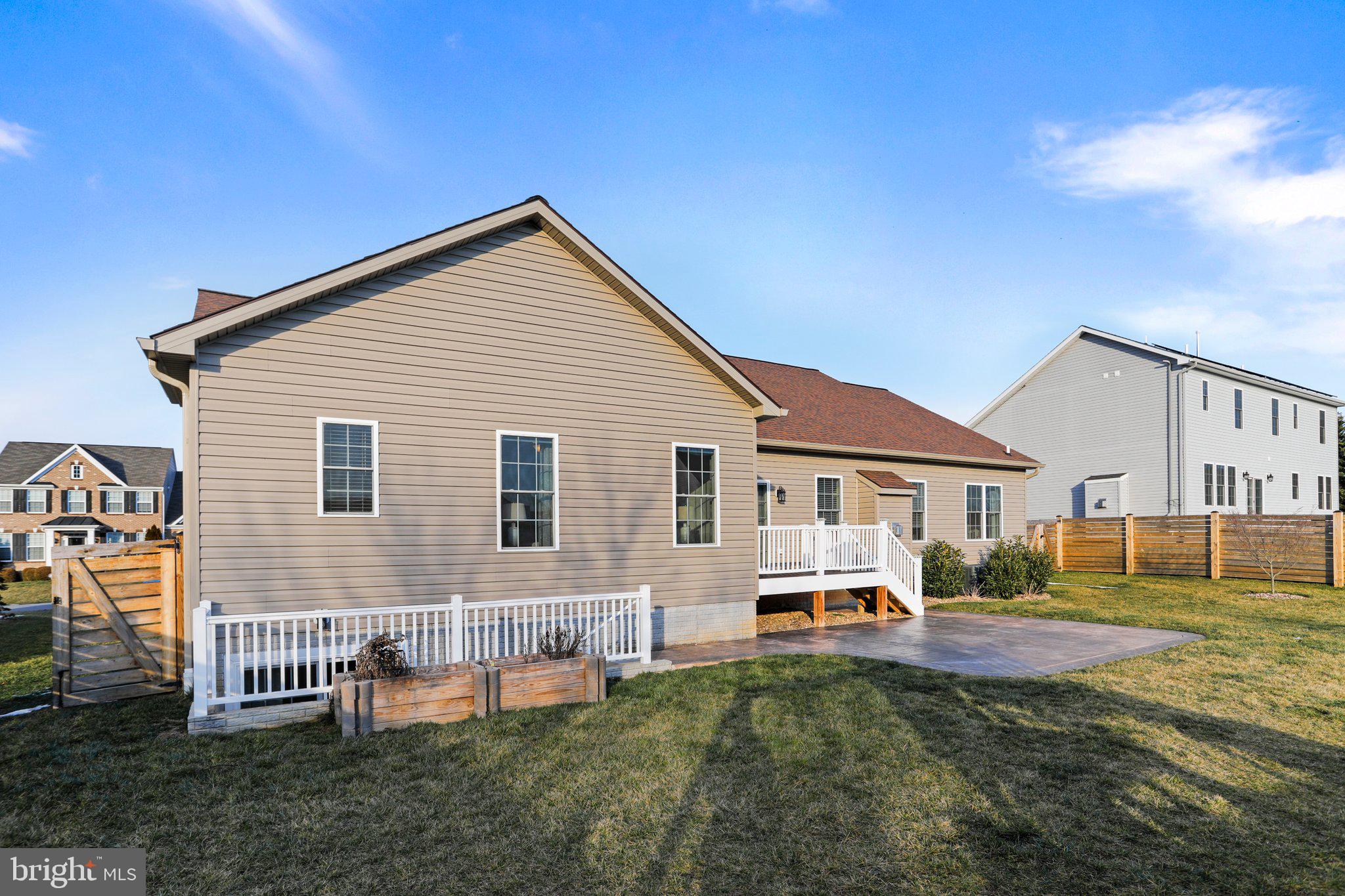 MAPLE VALLEY ESTATES - Residential